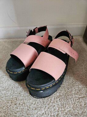 Dr. Martens, Doc Martens | Women's Voss Quad Platform Sandal Pink | W8